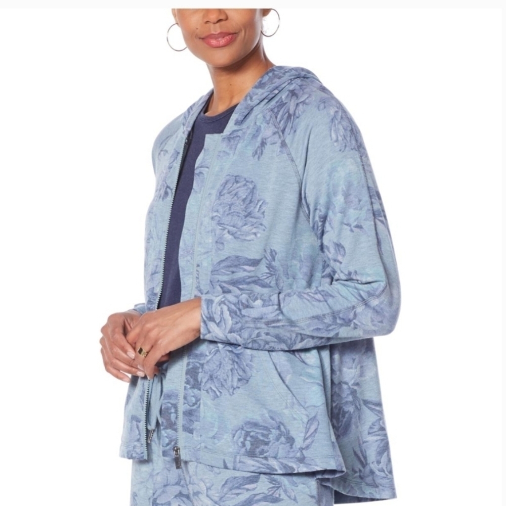 🌟 DG2 BY DIANE GILMAN DOWNTIME FLUTTER-BACK HOODIE Size XL